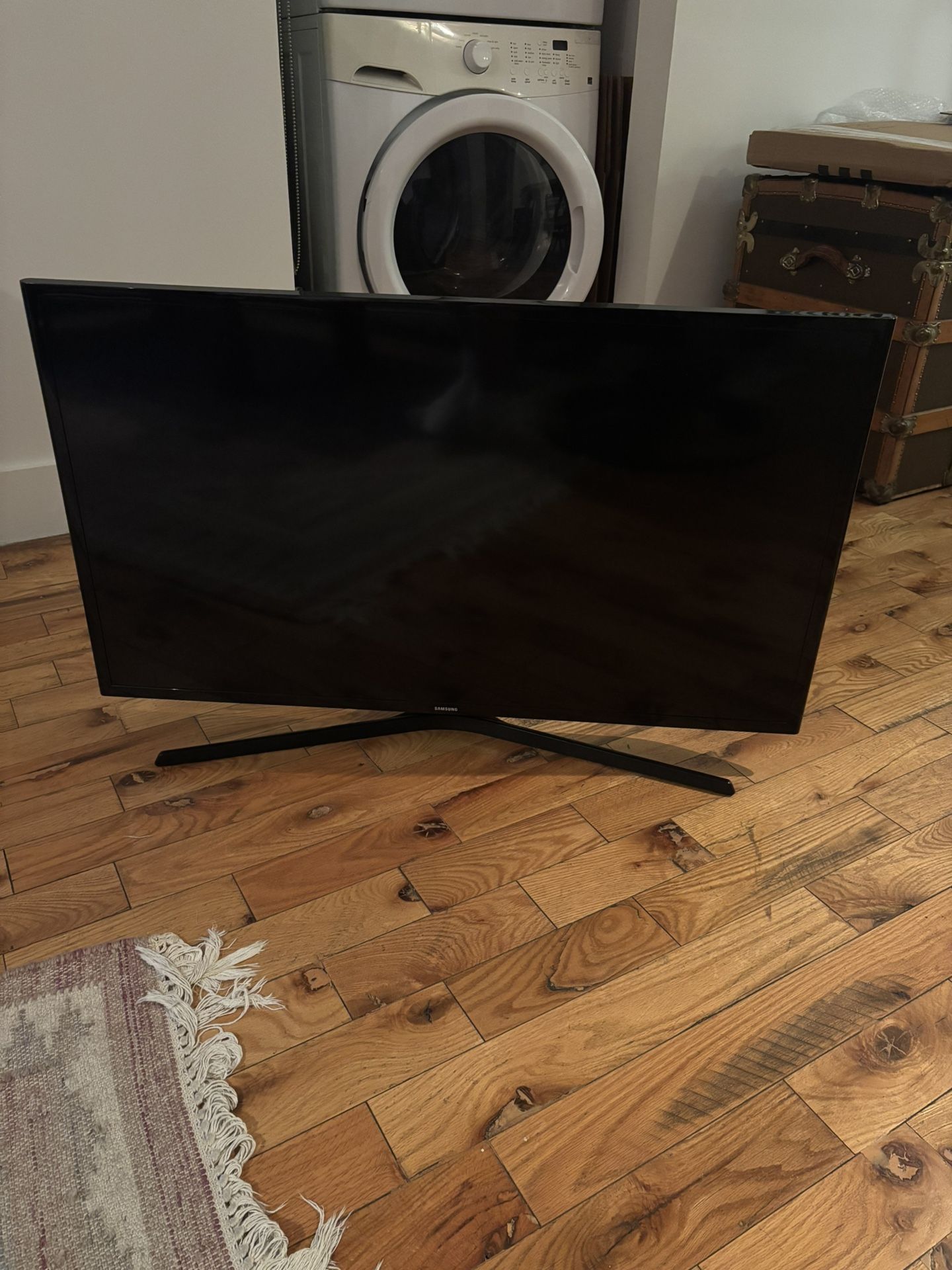 42” Samsung Smart TV