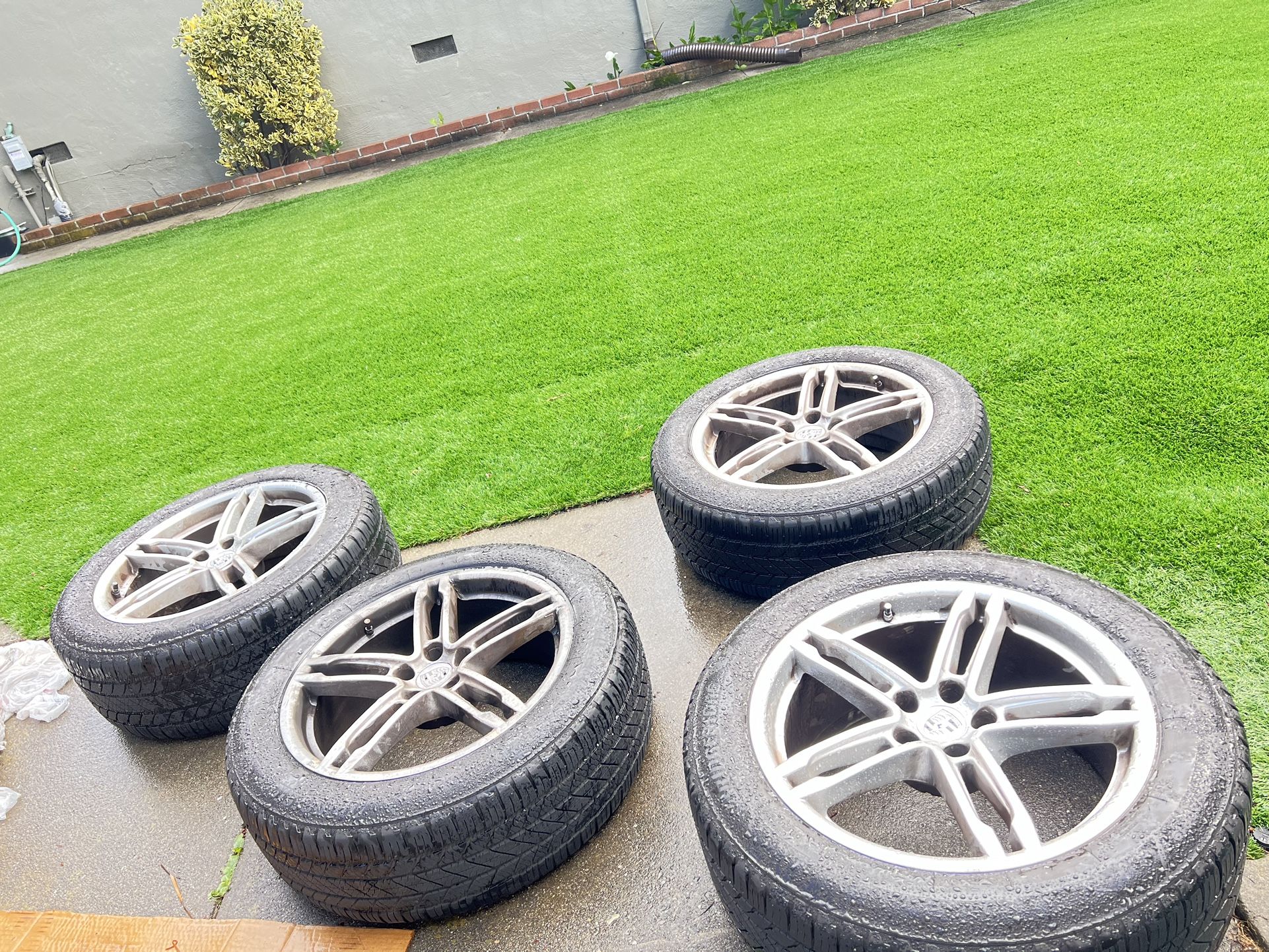 Original Porsche 19 Rims W Tired