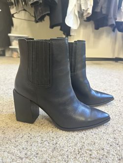 Steve Madden Boots
