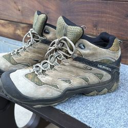 Merrell Hiking Boots Size 8