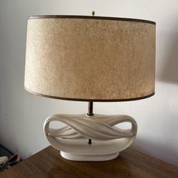 Mid Century Modern Lamp. 