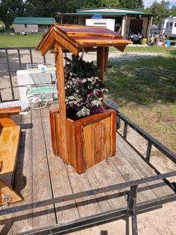 Cedar Wishing Well