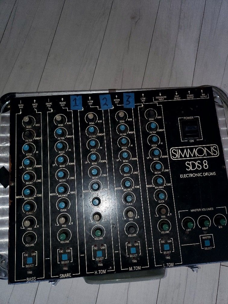 Simmons SDS 8 Analog Electronic Drum Drums Machine SYNTHESIZER MODULE