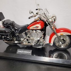 1998 TeleMania Harley Davidson Motorcycle Heritage Telephone