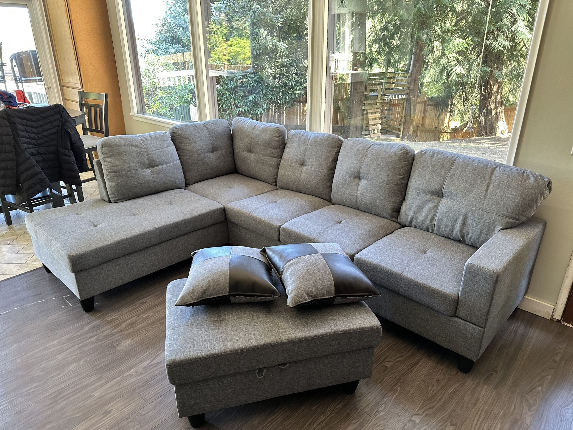 Gray Linen Sectional Couch And Storage Ottoman