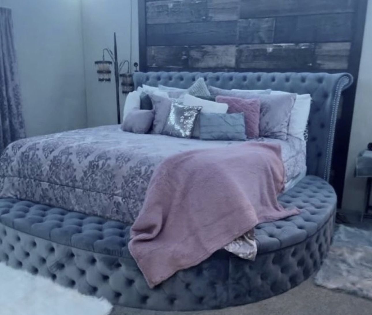 GRAY ROUND BED - Storage All Around
