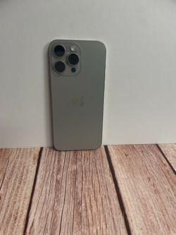 iPhone 15 Pro Max - Unlocked - 256GB 