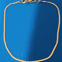 Yellow 14k Gold Serpentine Chain Bracelet 7”