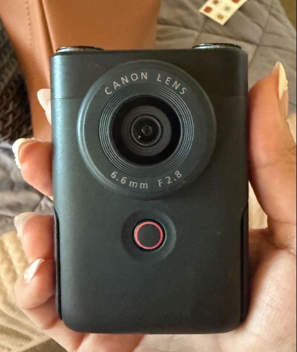 Canon powershot v 10 Vlogging Camera