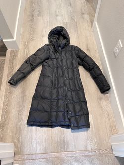 Women’s North Face Jacket - size S