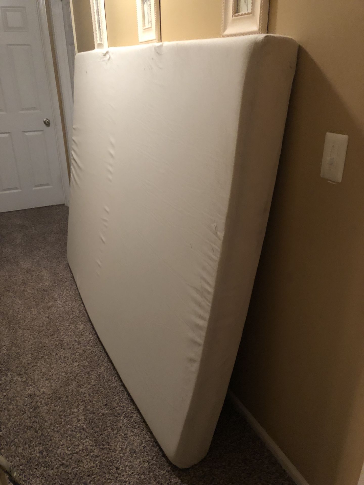 Free Queen Size Memory Foam Mattress