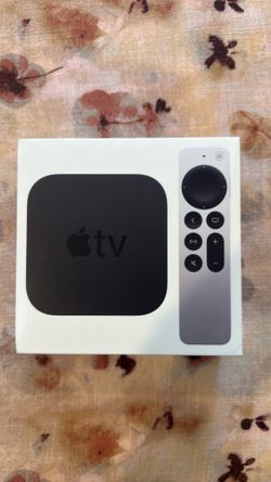 Apple TV 4K 32GB 2nd Gen with Siri Remote - Works Great