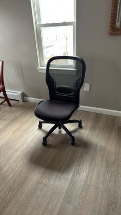 Black Office Chair – Great Condition