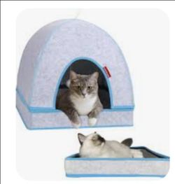 The NOCAESON Heated Cat Bed is a convertible, 2-in-1 enclosed felt cat house engineered with an integrated heating pad for targeted joint relief. It f