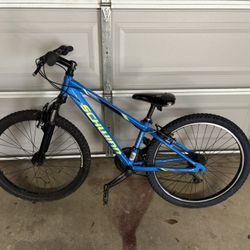 24 Inch  Bicycle Mountain Bike Schwinn 