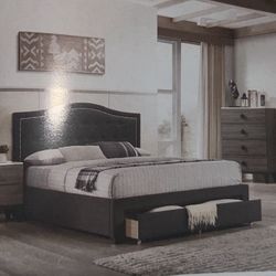 Full/Queen Bed