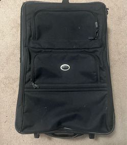 U.S. Traveler Rolling Suitcase