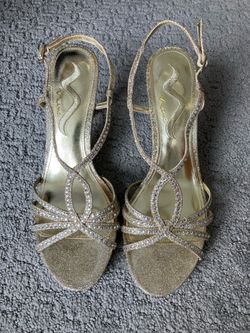 Nina Bettina Sparkle Straps Gold Platino Women’s Heels - Size 9