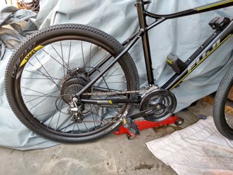 FUJI E NEVADA 2.1 MTB for Sale in Santa Ana CA OfferUp