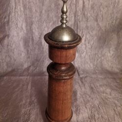 Large Salt/Spice Shaker