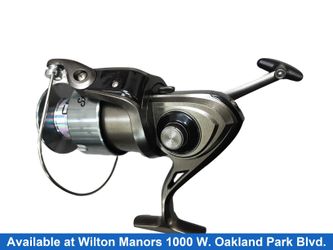 Shakespeare Cont250 Brown Fishing Reel