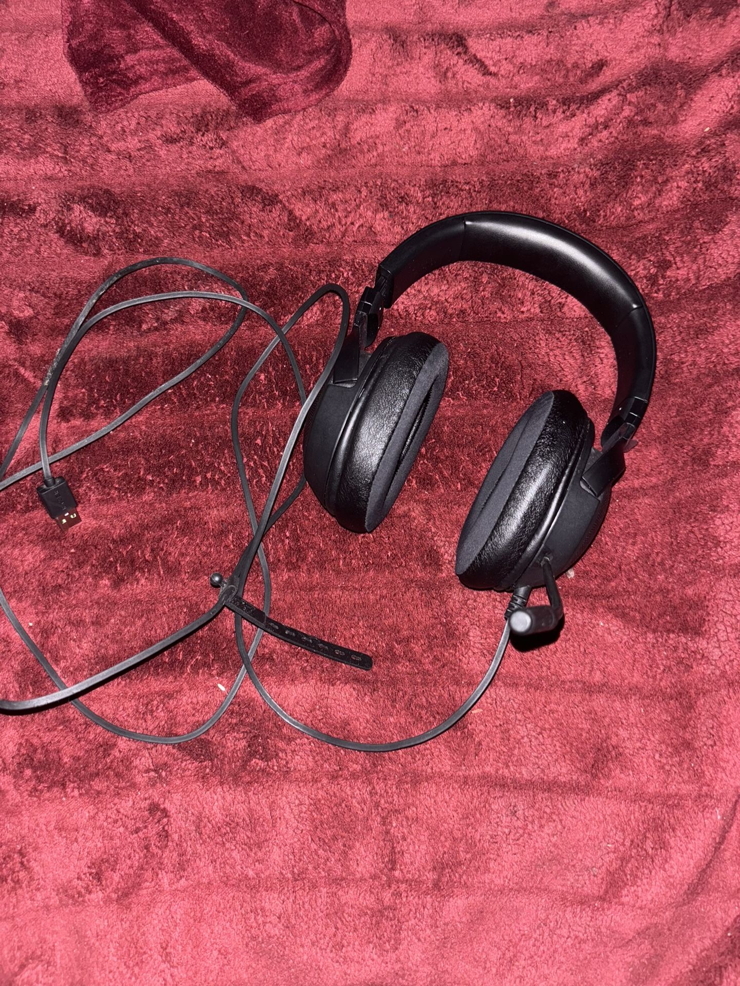 Razor PC headset (THROW OFFERS)
