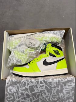 Visionaire 1s size 10