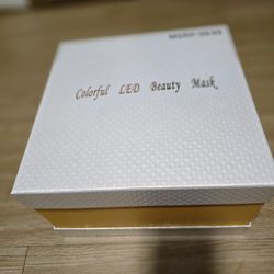 LED Face Mask LIGHT THERAPY 