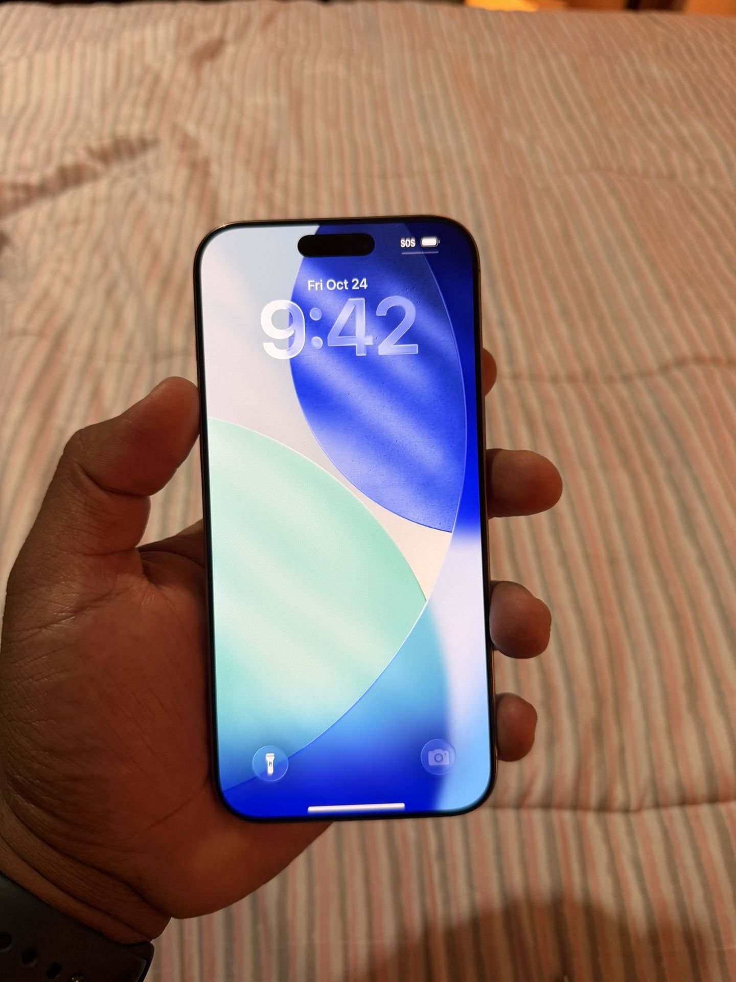 📱 iPhone 16 Pro Max 256GB - Gold Unlocked✨