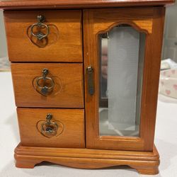 Vintage Jewelry Box