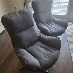 Baysitone Swivel Lounge Chair (Used / Good Condition)