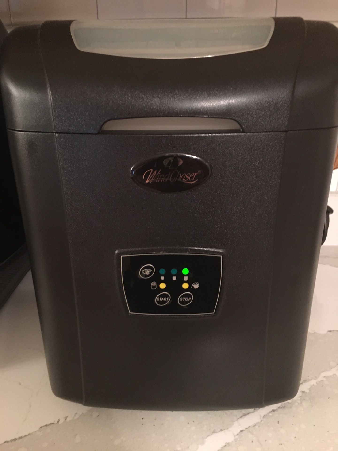 Wind Chaser Countertop Ice Maker
