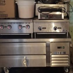 SMALL KITCHEN FOR SALE 