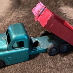 Rare Structo Pressed Steel Working Dump Truck
