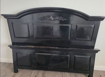 FREE Queen  Size Headboard and Footboard