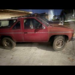 Nissan Pathfinder 1987