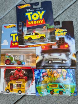 Hot Wheels Premium Pop Culture 5-Car Lot