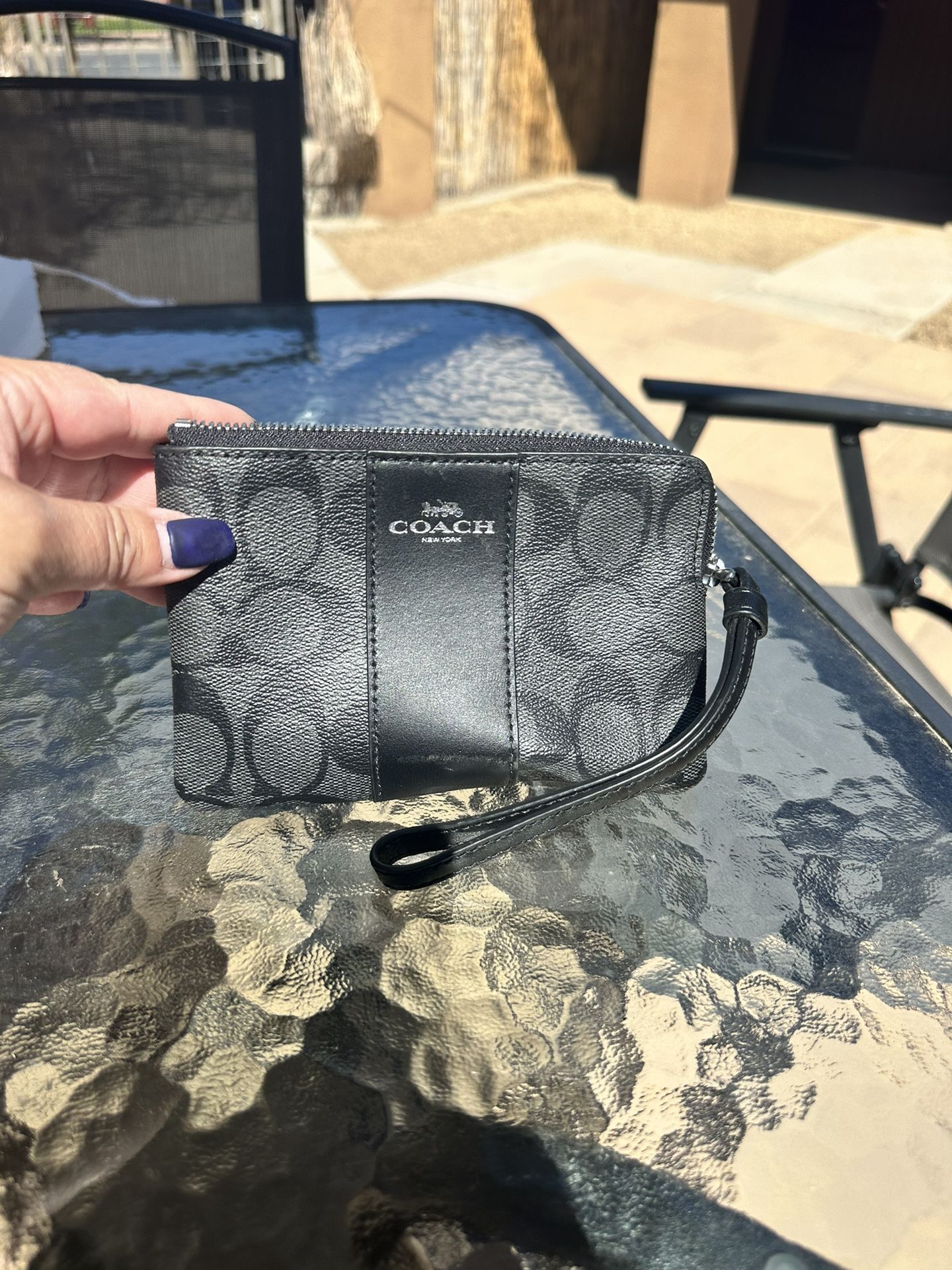 Coach Small Hand Wallet 