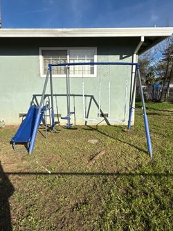Swing set