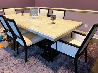 Marble dining room table + plus 6 chairs