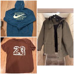 Mens Size Large Clothing Bundle Nike/Vans