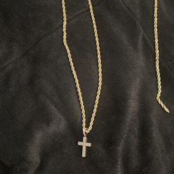 Gold Chain / Pendant / Bracelet 