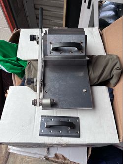 Meat slicer