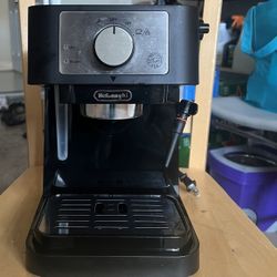Delonghi Stilosa Espresso Machine 
