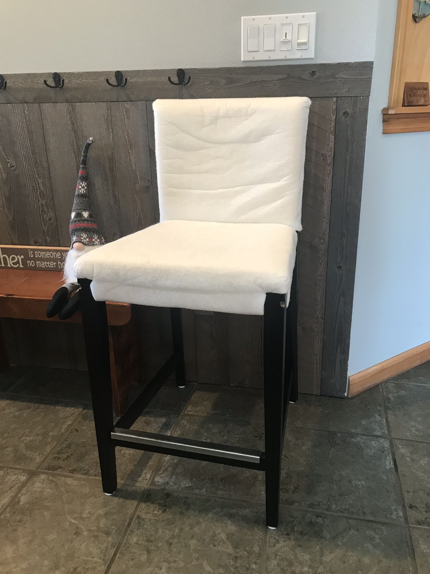 IKEA 4 Bar stools/chairs Henriksdal