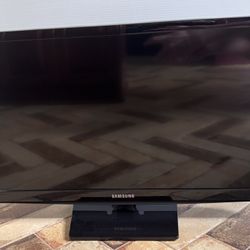 Samsung 24” Flatscreen TV 