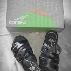 Wife's Brand New Dansko Women’s Shoes – Size 6.5 Never worn