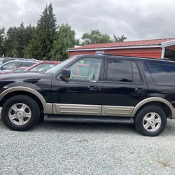 Ford Expeditions 3 to choose from