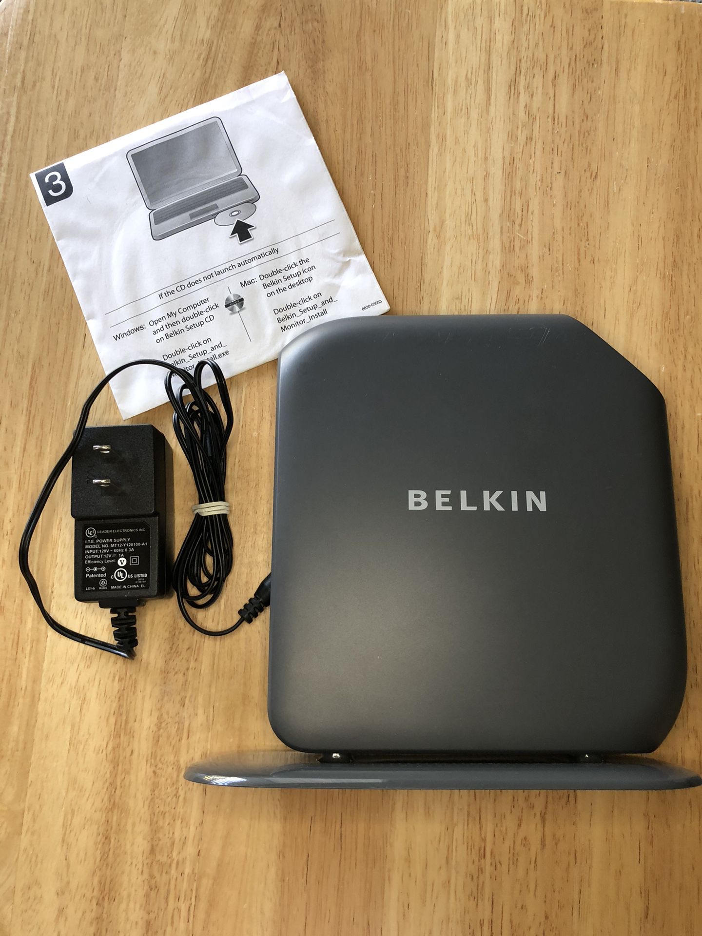 BELKIN  F7D3302 v1 802.11-N300 WiFi Router