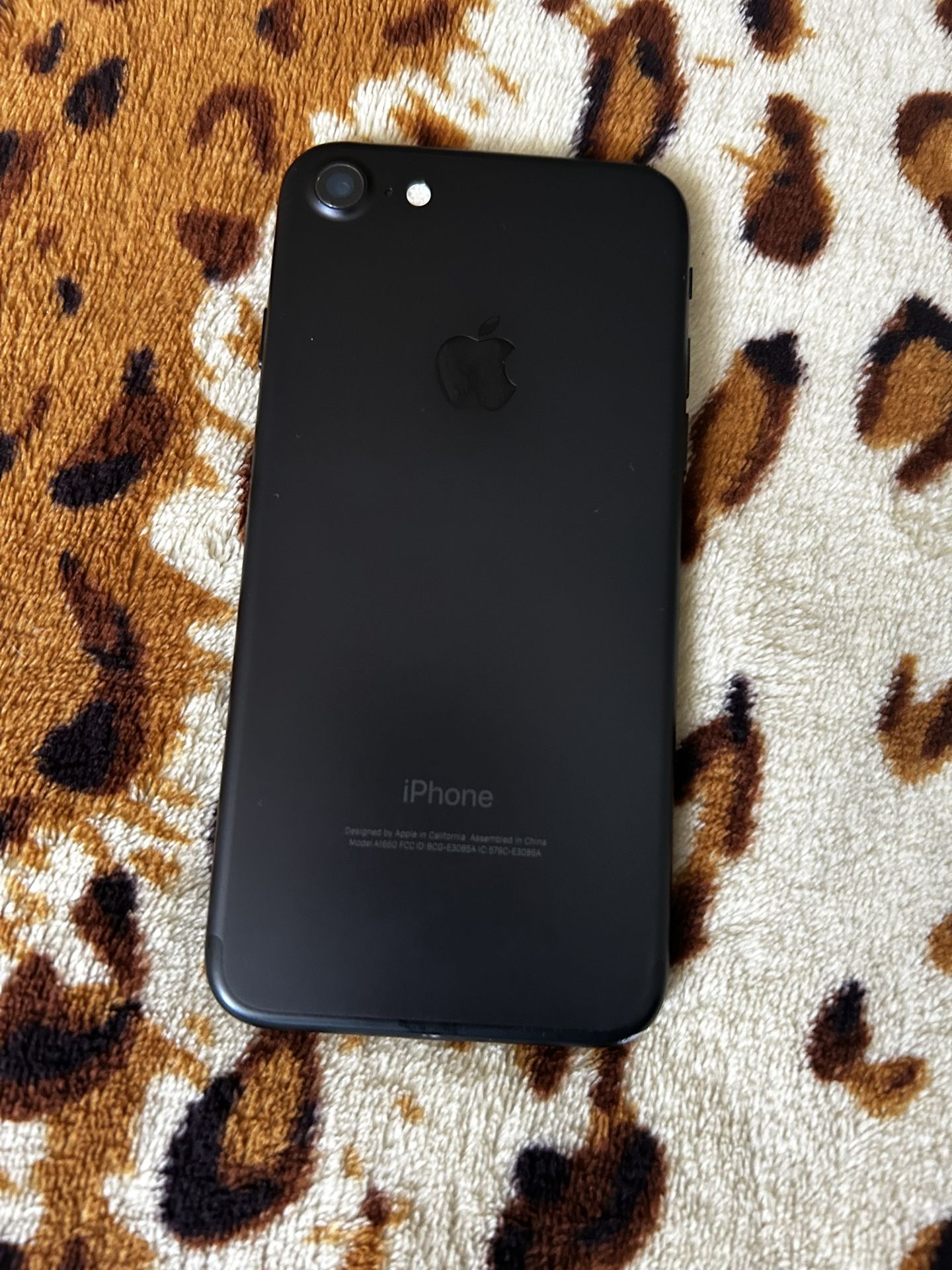 iPhone 8